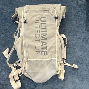 Ultimate Direction FastPackHer 20L